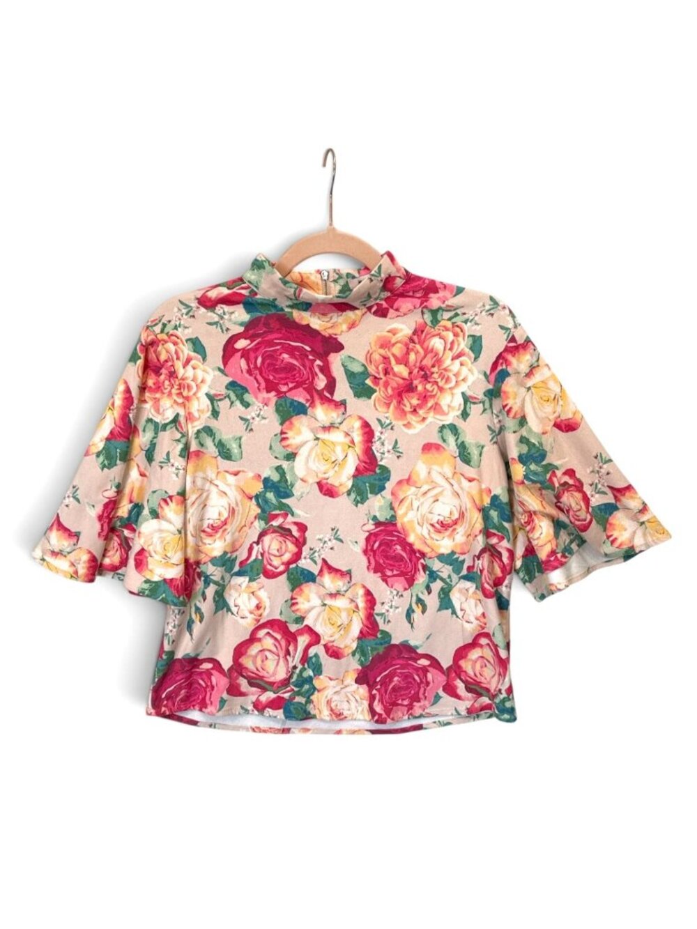 Floral Bell Sleeve Top With Back Zipper By Jealous Tomato Size Small